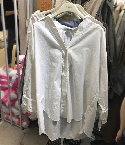 欧洲站V领宽松大码百搭风衬衫