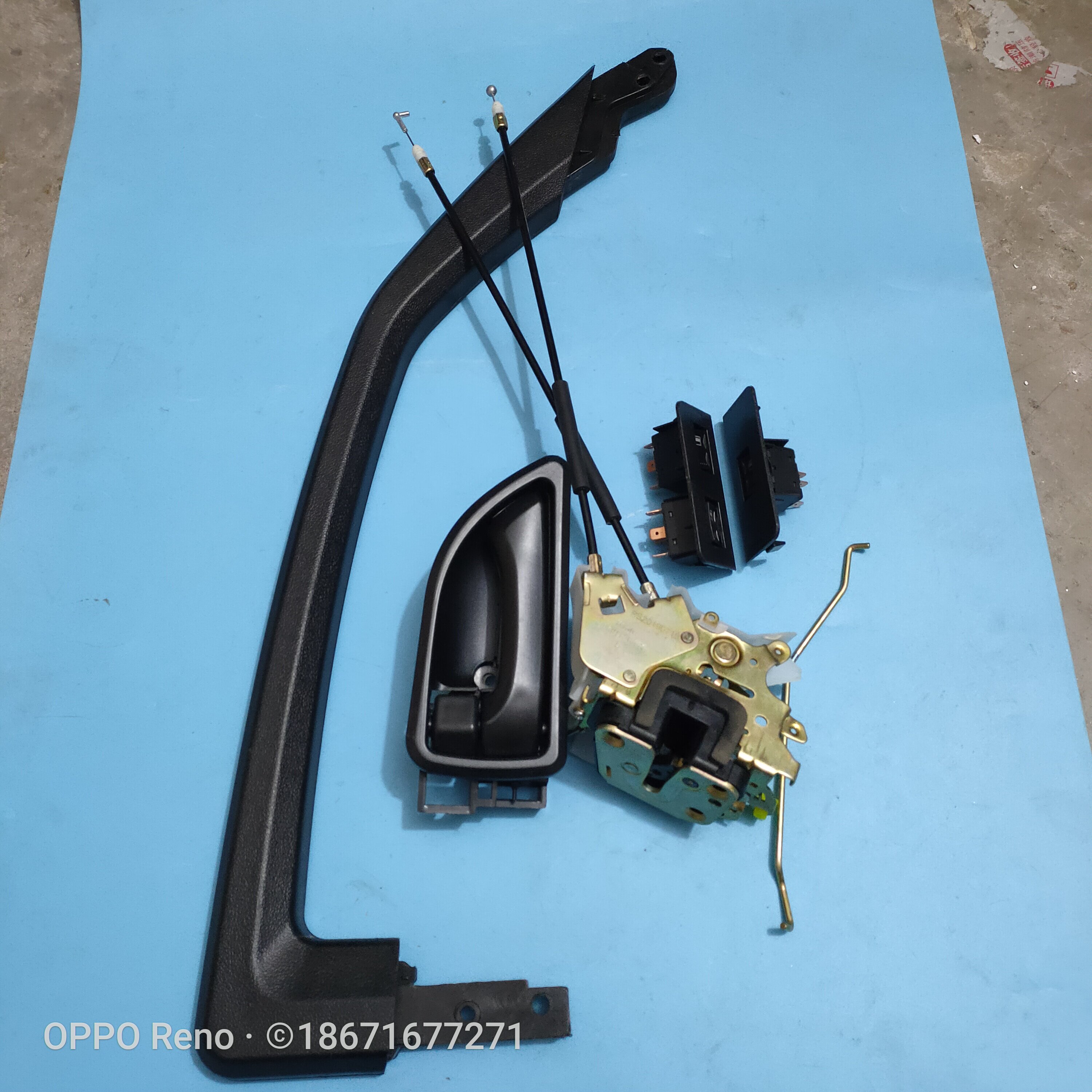 东风D912航天万山特商车门扶手车门拉车立柱扶手上车拉手内扣大全