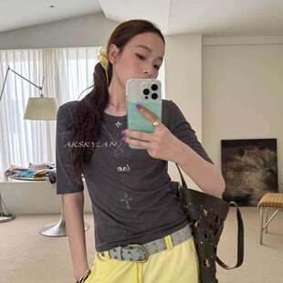 AK skylan夏季天丝亚麻做旧感链条印花修身T恤修身中袖上衣60821