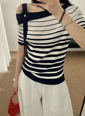 ONE TIME夏季新款女装韩系温柔风飘带斜肩领设计感减龄短袖针织衫