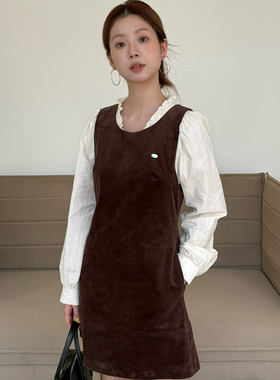 MEIZI2025冬季新款连衣裙女灯芯绒收腰A字裙超显瘦背心短裙连衣裙