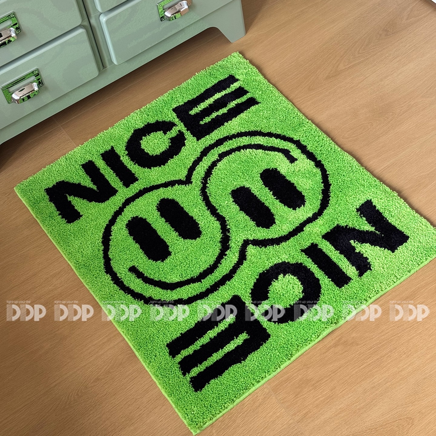 DDP原创潮流笑脸图案卧室客厅家用簇绒地毯床边浴室衣帽间韩商用
