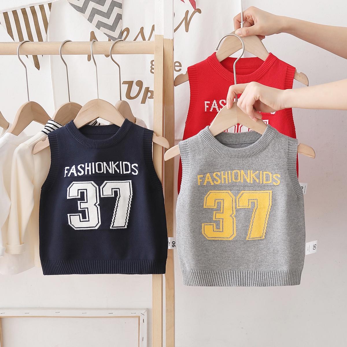 宝宝纯棉不起球针织毛线背心