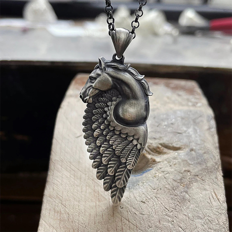简约男女嘻哈潮牌朋克风项链情侣复古马羽毛吊坠
