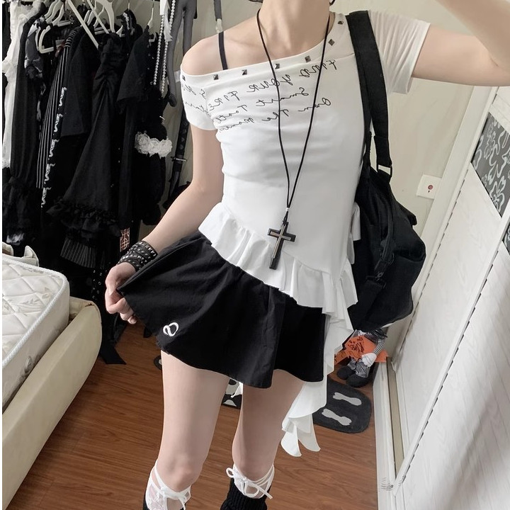 韩版设计感斜肩字母短袖T恤女夏季修身显瘦辣妹风荷叶边飘带上衣