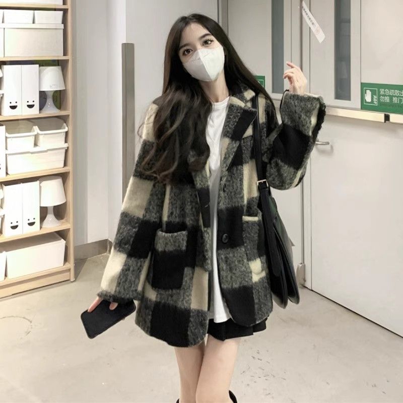 大码赫本格子西装外套女秋冬胖MM小个子高级设计感加厚毛呢外套女