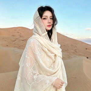 民族风披肩女大西北旅游外搭防晒丝巾轻薄沙漠头巾夏季空调房围巾