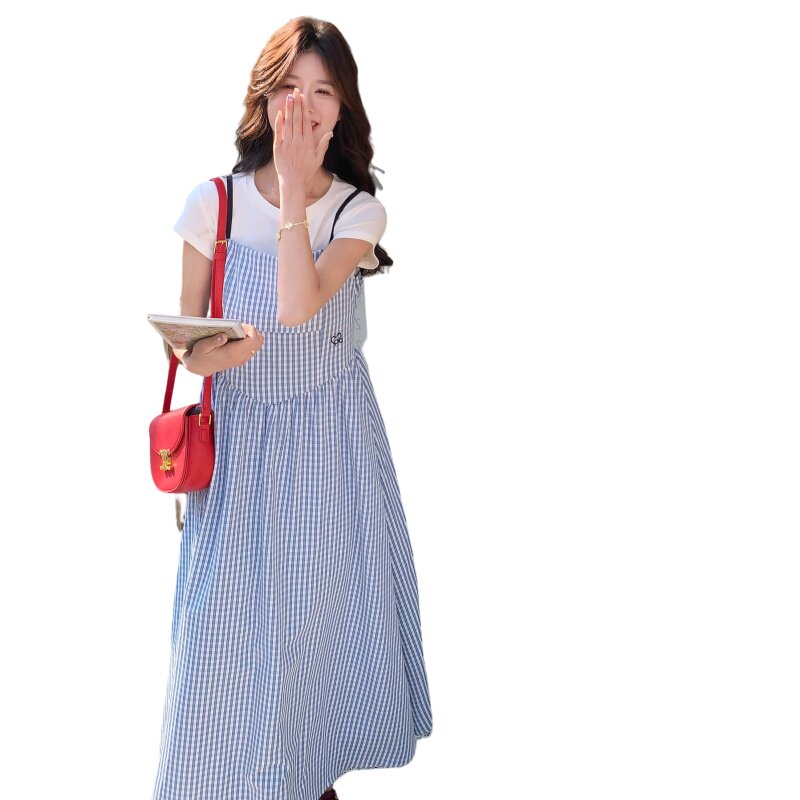 蓝色条纹设计感吊带连衣裙女2025夏新款法式温柔风气质减龄a字裙,女装连衣裙,茜茜公主