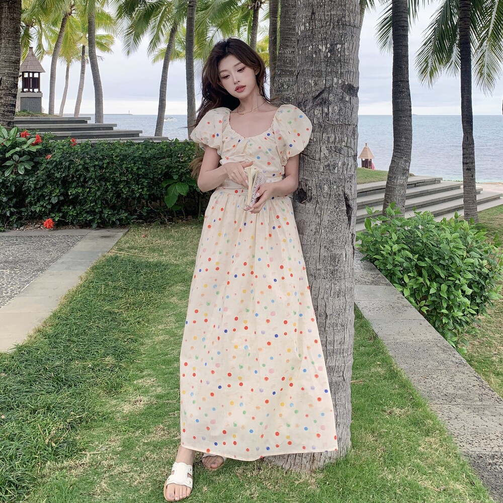 撞色泡泡袖波点连衣裙女夏装2025新款独特漂亮可盐可甜温柔风长裙,女装连衣裙,茜茜公主