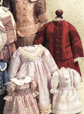 （自动发货）古董娃衣书外文电子资料doll costumes pdf