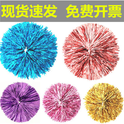 舞蹈演运动啦啦操花球