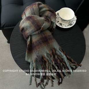 暖呼呼~BACKNOW韩版格纹围巾女秋冬新款流苏披肩保暖氛围感围脖