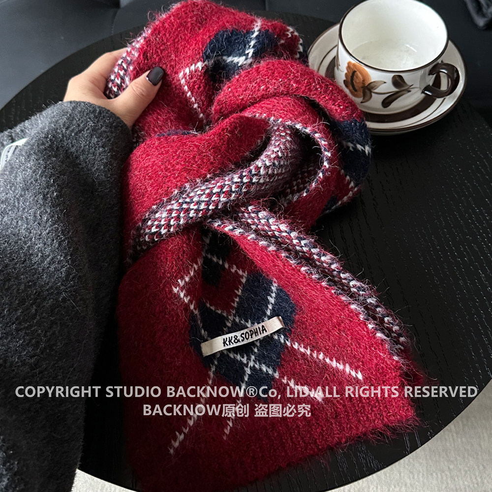 BACKNOW英伦风爱心菱格围巾冬季