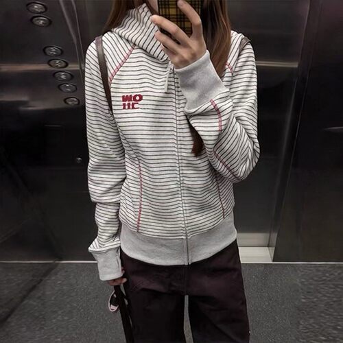 韩系复古条纹撞色连帽卫衣女