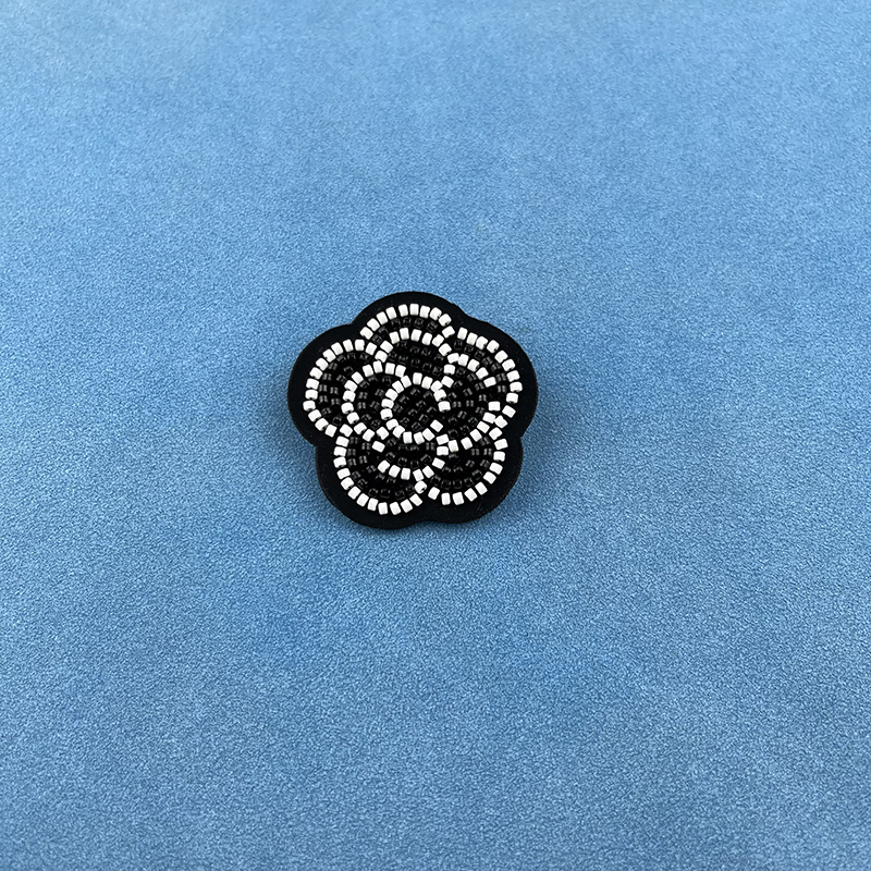 印度丝材质手工刺绣珠子花卉