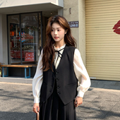 新款 2026春季 气质坎肩马夹外穿背心 马甲叠穿独特精致短款 V领西装