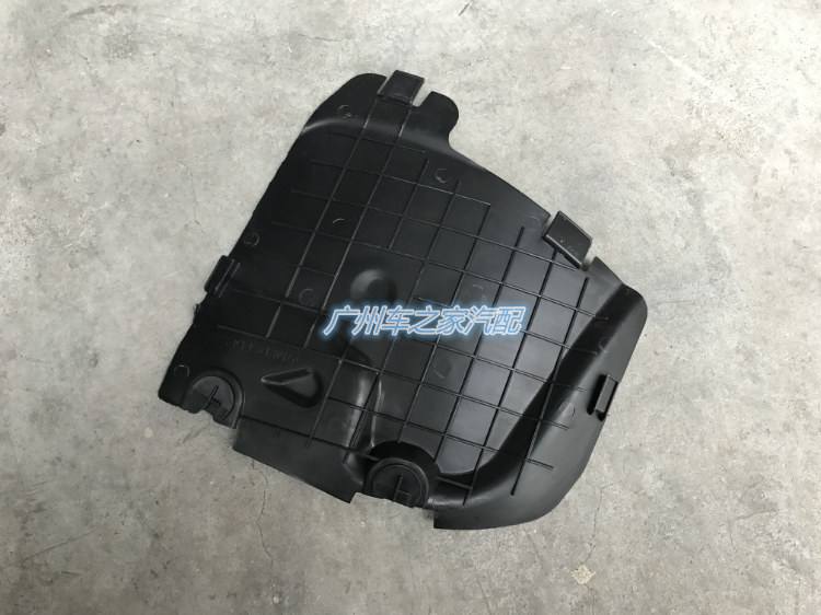 适用奔驰W205前轮C180L叶子板C200L内衬盖板C260L大灯后盖板C300