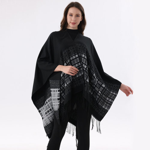 NewWomensScarfStripedTass
