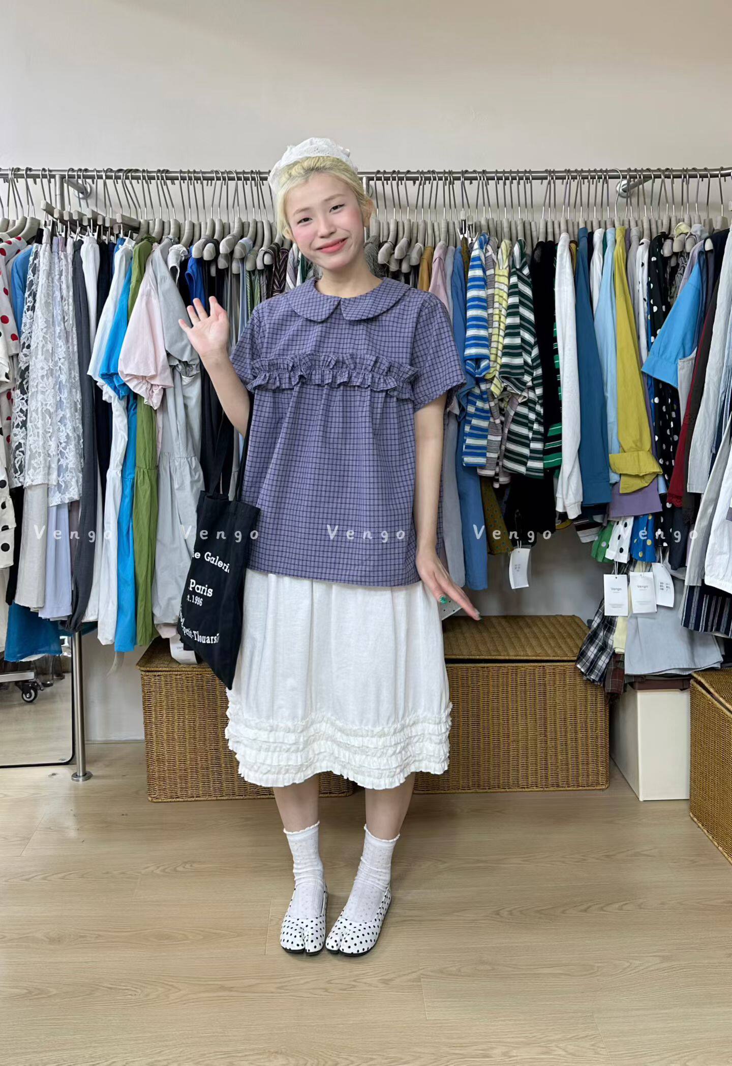 Vengo 8620气质风花边格子夏季宽松显瘦百搭休闲短袖衬衣女