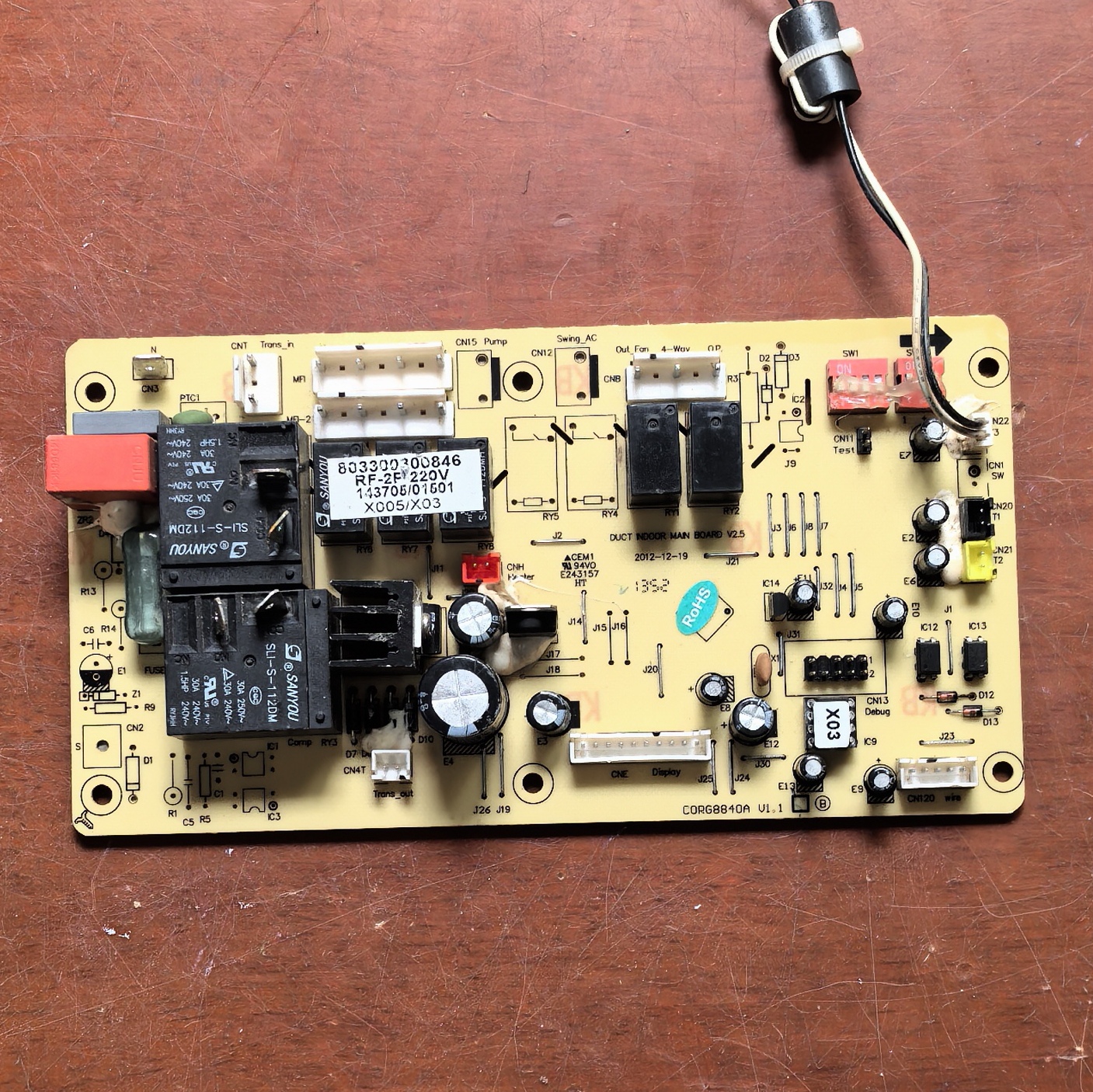 新志高风管机室内电脑板RF-2P-220V控制内主板803300300846