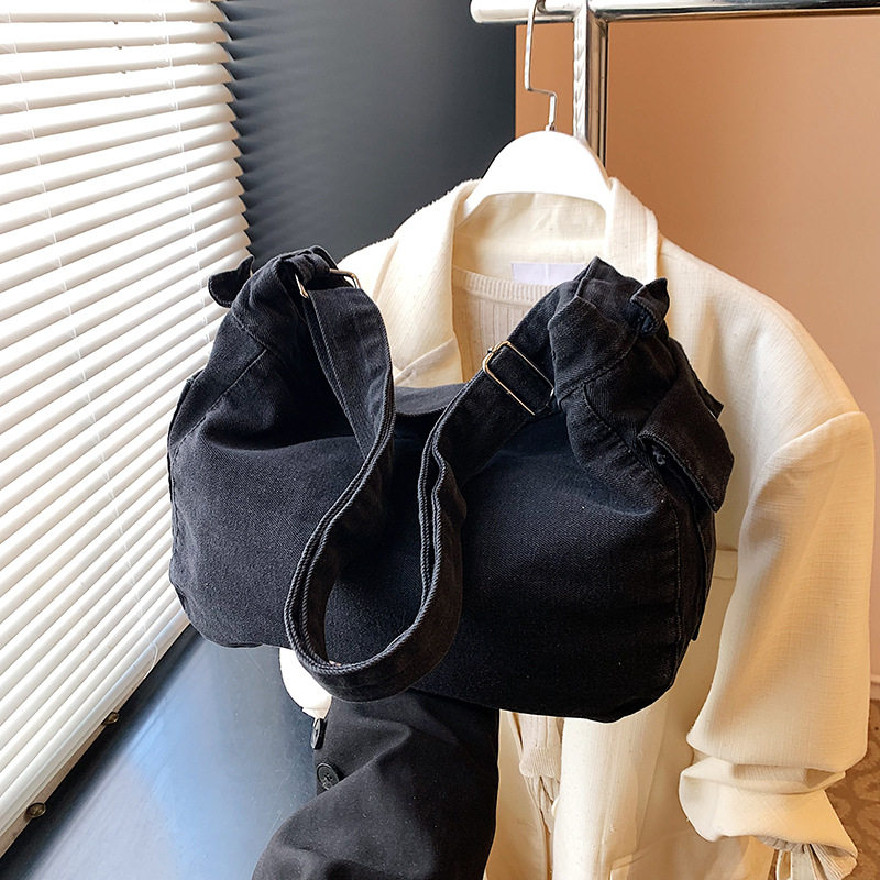 斜挎包牛仔布包包女简约复古邮差包新款休闲百搭时尚学生单肩背包,箱包皮具/热销女包/男包,通用款女包,淘宝优惠券,粉丝福利购,淘宝优惠卷