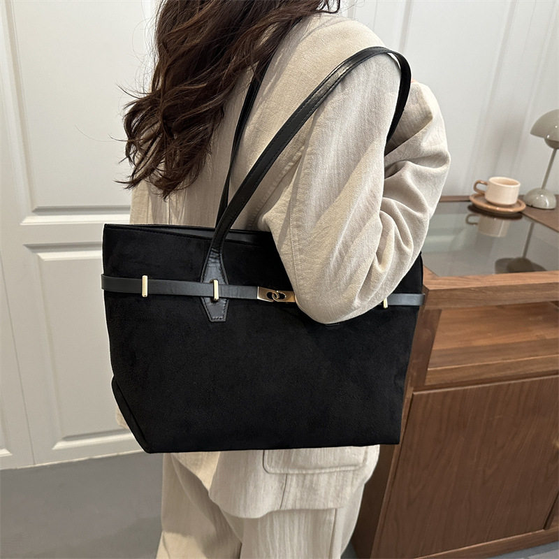 包包女2025新款复古时尚休闲单肩包通勤腋下包麂皮绒大容量托特包,箱包皮具/热销女包/男包,通用款女包,淘宝优惠券,粉丝福利购,淘宝优惠卷