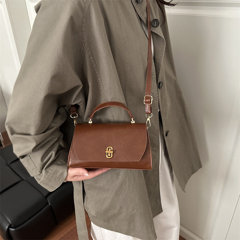 2026春季新款复古潮流斜挎包时尚手提小方包女韩版小众质感单肩包,箱包皮具/热销女包/男包,通用款女包,淘宝优惠券,粉丝福利购,淘宝优惠卷