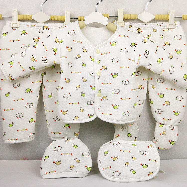 Coffret cadeau pour bébé - vêtements - Ref 1951260 Image 4