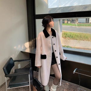 秋冬小香风翻领羊羔毛长款外套女
