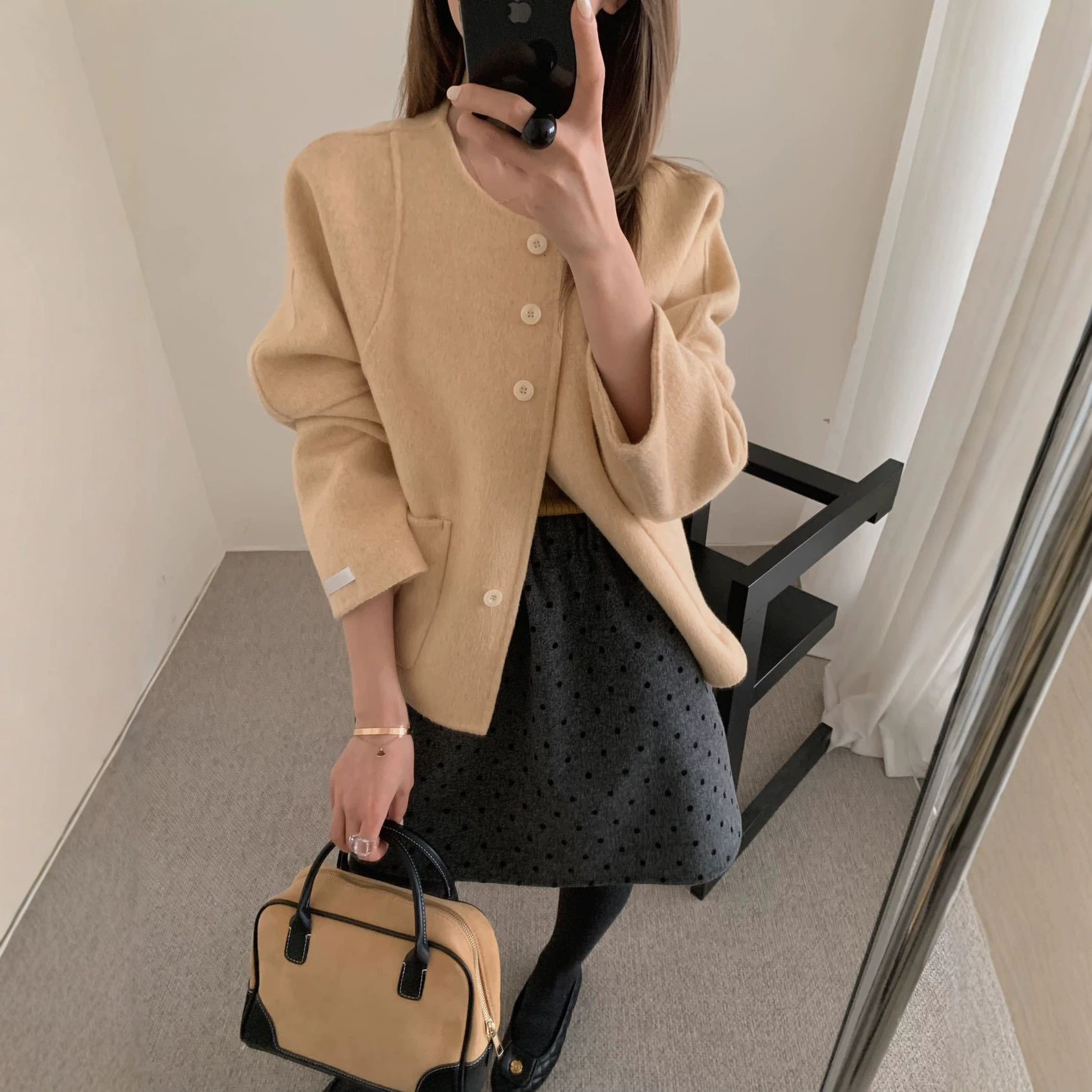 秋季短款手缝双面尼羊毛大衣