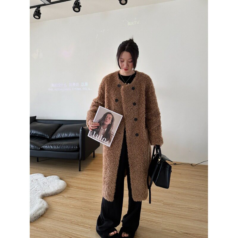 冬季圆领羊剪绒皮毛一体大衣女