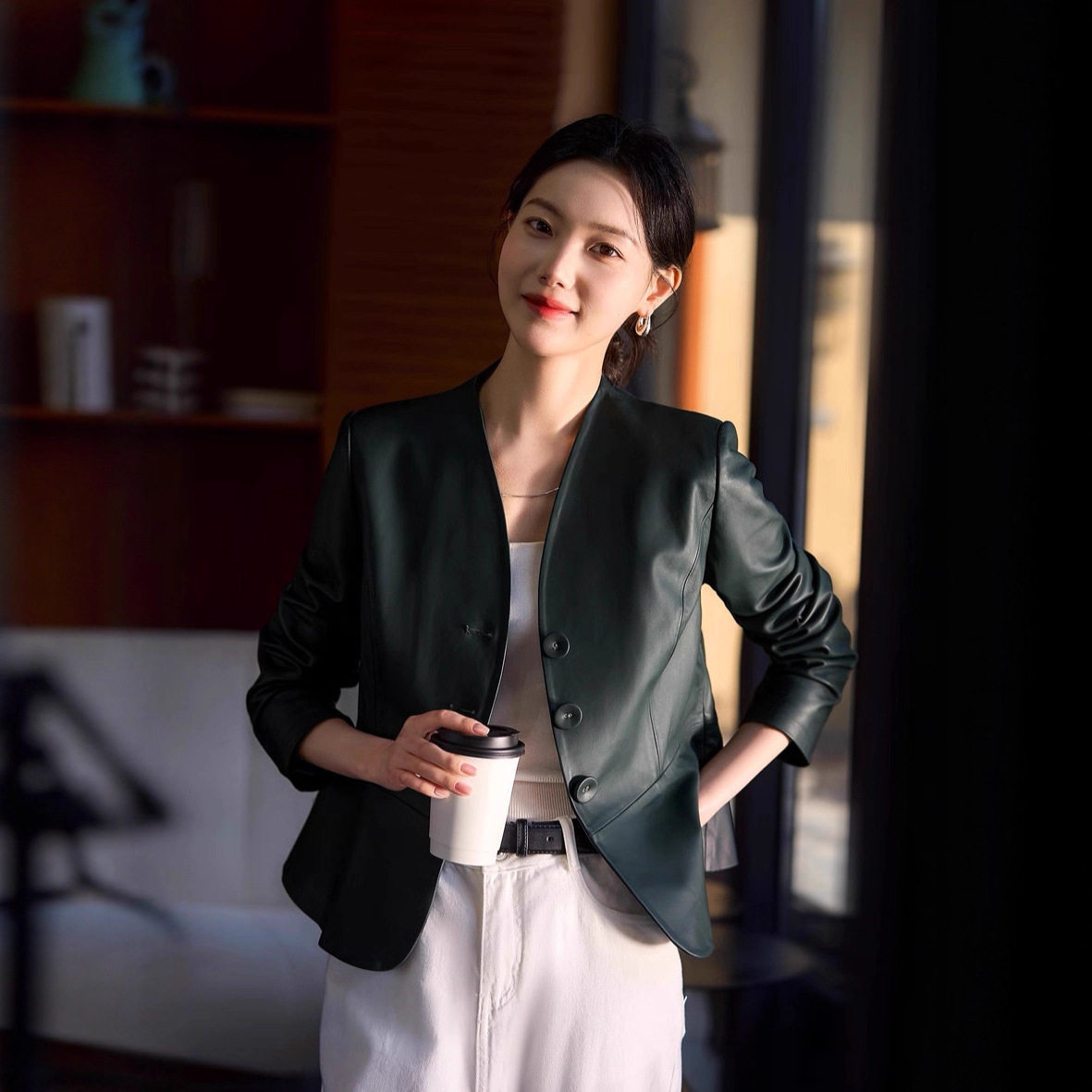 真皮绵羊皮小皮衣外套领小西服
