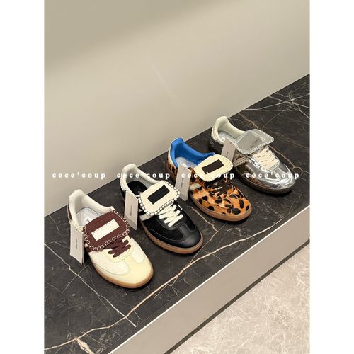 cece coup 鞋控 vogue ！08/27 新品 25FW 翻盖平底休闲鞋 德训鞋