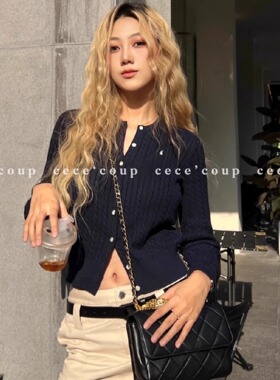 cece coup 显瘦穿搭！10/02 新品 25FW 针织刺绣短款显瘦开衫上衣