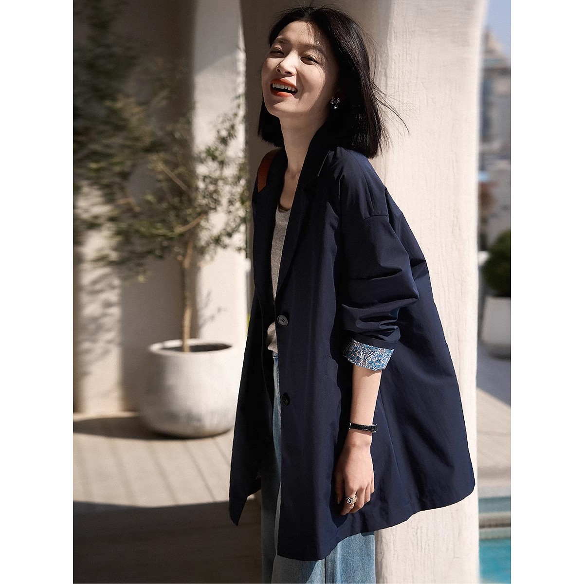 春秋内里撞色翻领风衣中长外套女