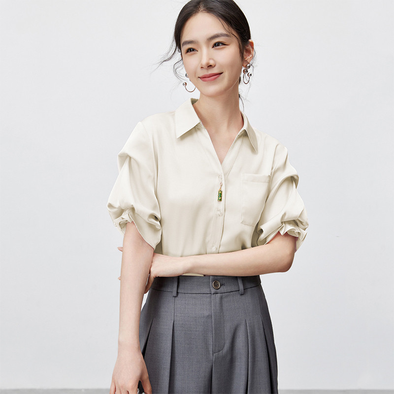 V领短袖衬衫女夏季设计褶皱上衣