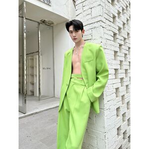 新款果绿色西服套装个性无领绑带设计款上衣直筒休闲长裤5307P245图片