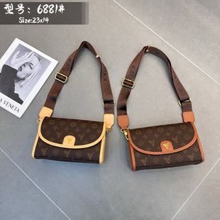 凯诗米娜时尚百搭单肩斜挎包女高级感小众设计轻奢洋气休闲腋下包