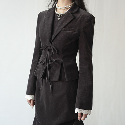 Domremy十五世【雾色蕾丝】丝绒感深灰收腰短西装收腰流行小外套