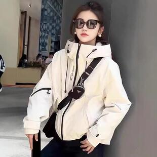 短款冲锋衣夹棉外套女2025新款秋冬爆款连帽超好看小个子二棉棉服