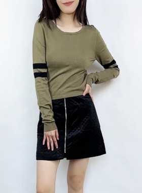 F21专柜正品休闲运动风圆领套头长袖短款宽松春秋针织衫女 210721