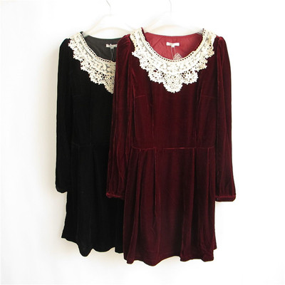 蕾丝金丝绒圆领秋冬连衣裙