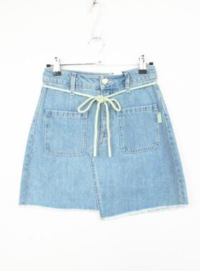 cache专柜正品百搭休闲不对称下摆牛仔短裙毛边四季半身裙2206003