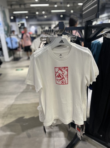 佳佳正品阿迪达斯大童孩子男女学生青少年潮流时尚短袖T恤KA0546