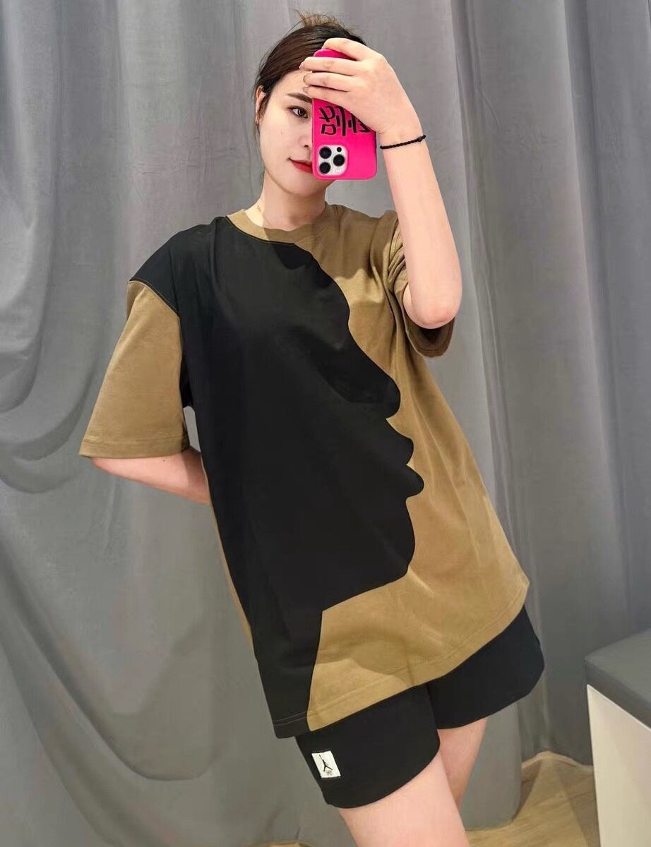 佳佳正品耐克女生时尚宽松百搭潮拼色百搭乔丹飞人短袖T恤FB5141