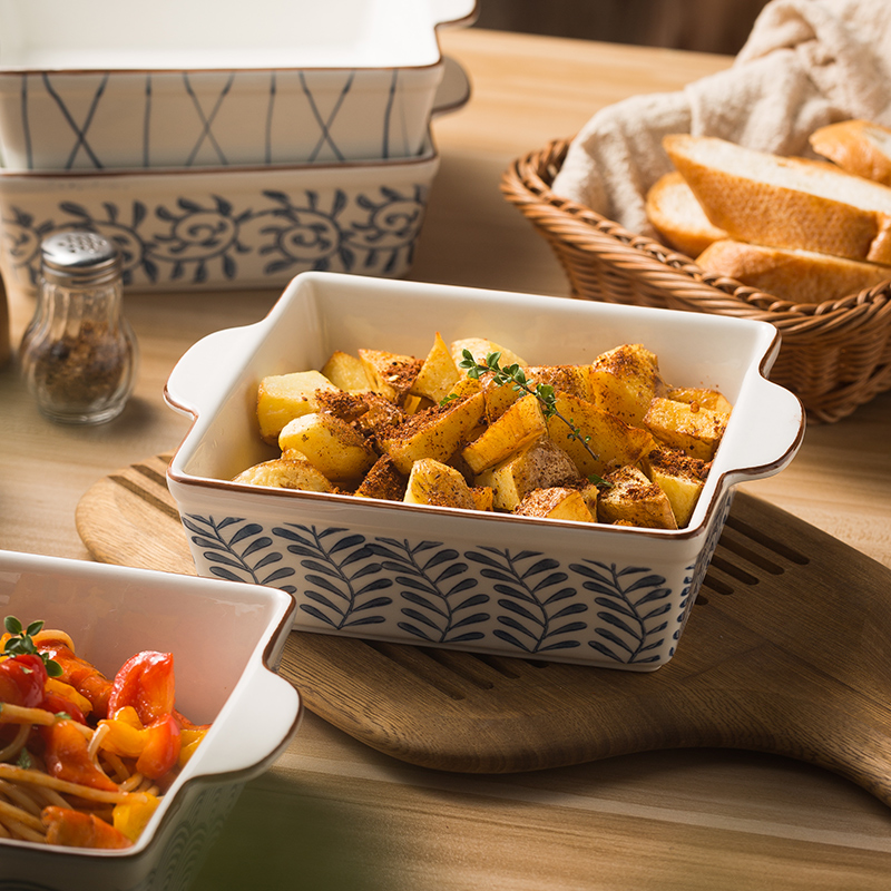 手绘双耳方碗釉下彩烤盘