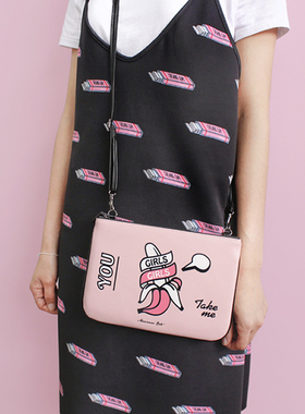 韩国Marianne Kate时尚个性潮女皮革斜挎单肩包创意休闲手拿包包