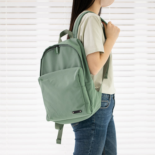 韩国进口防水轻便减负双肩书包