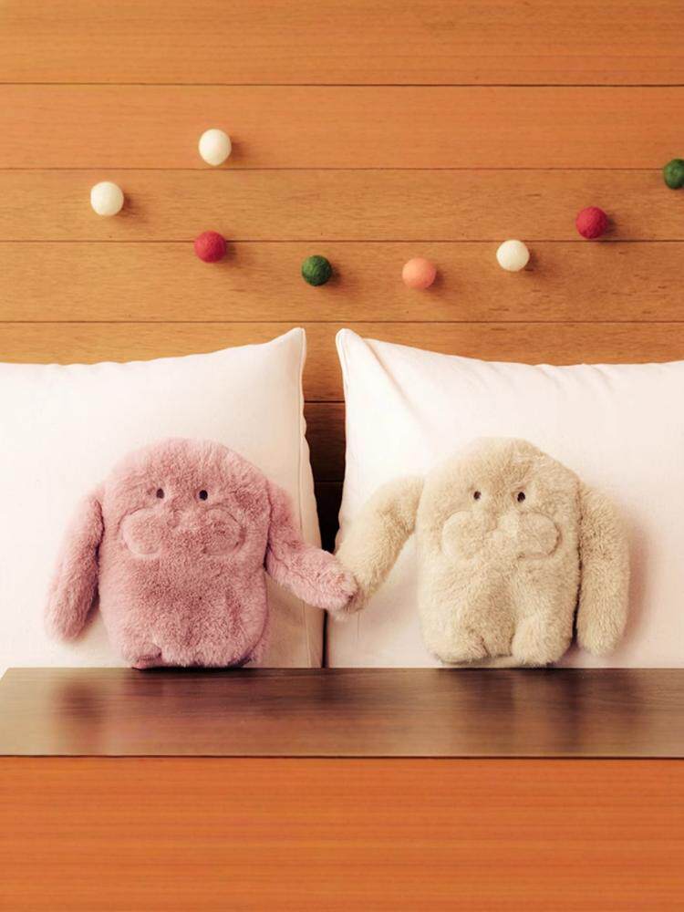 KOREAN LIVEWORK CUTE PLUSH BUNNY HAND WARMER SLEEVE SLEEVE SLEEVE WOMENS WINTER WARM HAND PILLOW ZIPPER STORAGE BAG