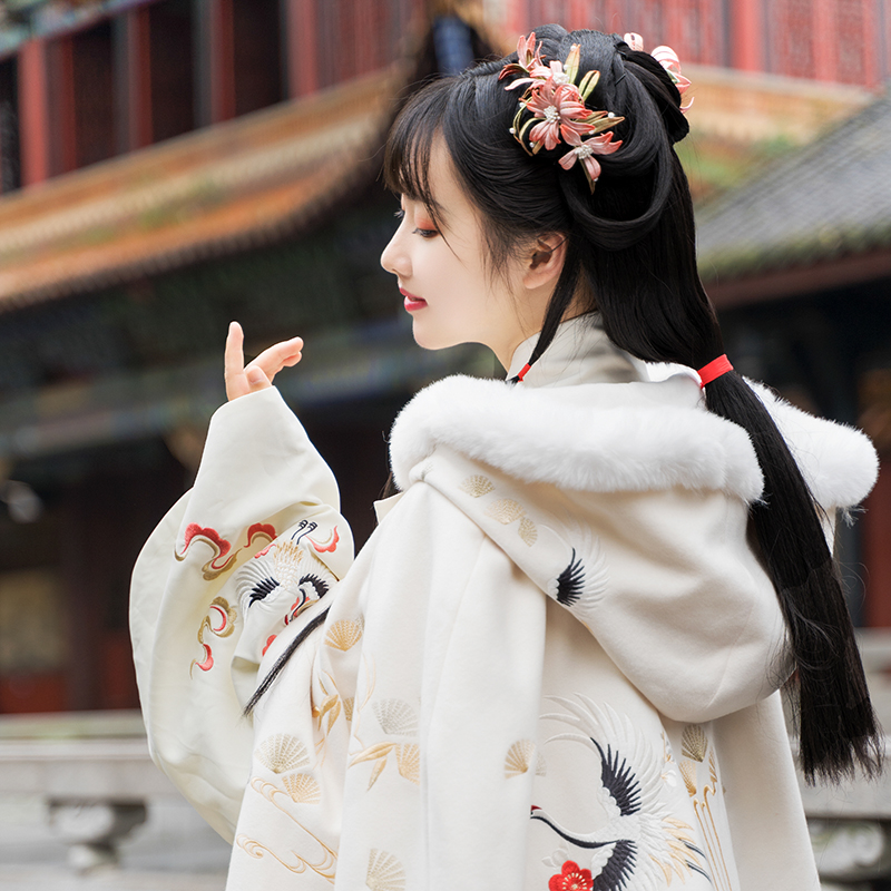 重回汉唐朱砂雪秋冬季斗篷汉服